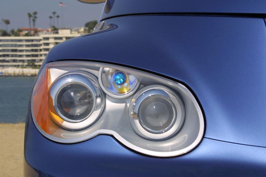 Детали экстерьера Chrysler California Cruiser Concept 2002 года  (фото 15 из 24)